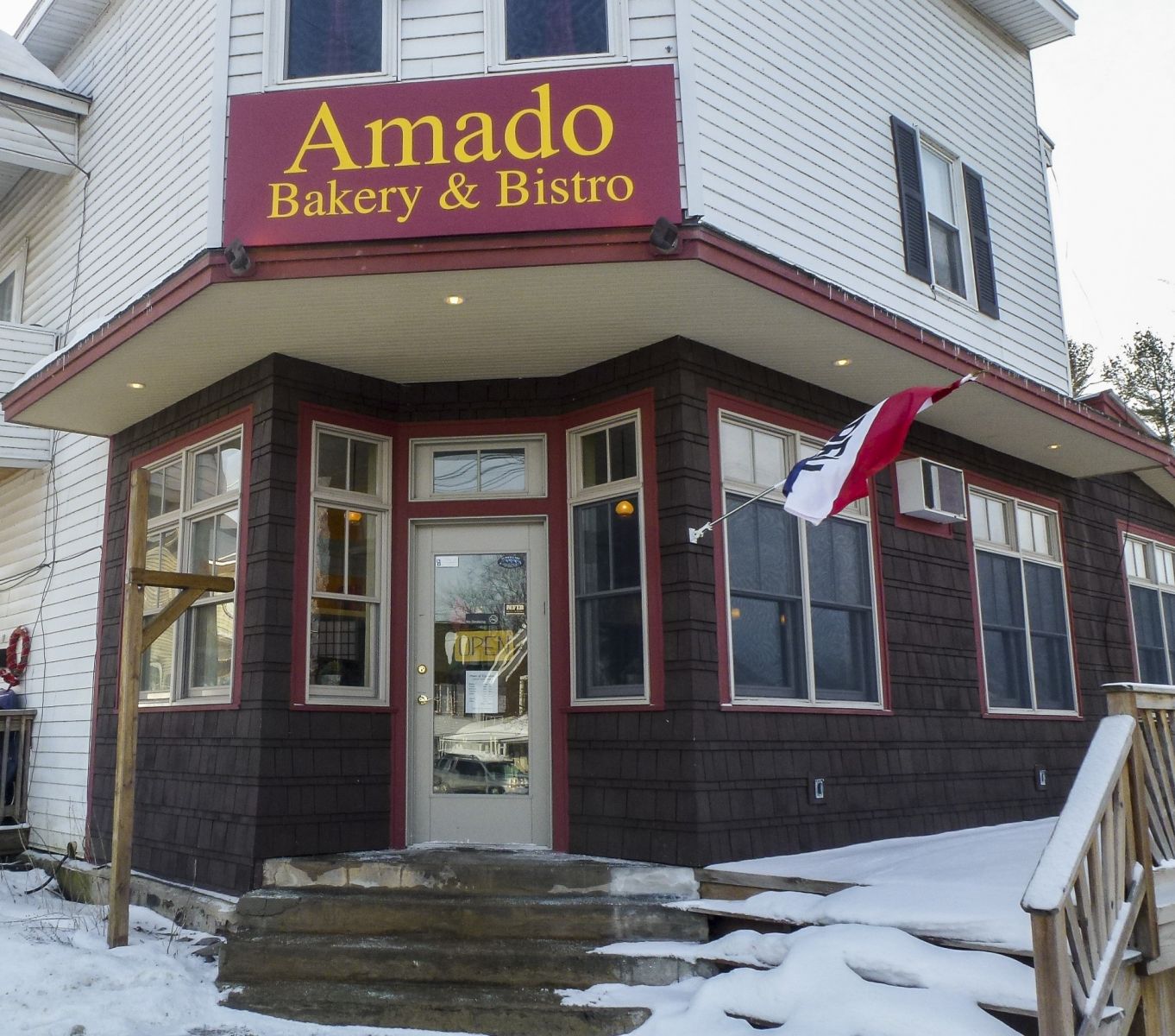 Amado Bakery & Bistro