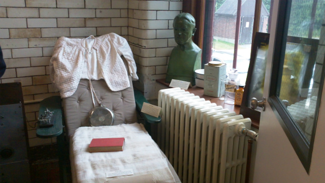 a cure chair exhibit at the Laboratory Museum a cure chair exhibit at the Laboratory Museum