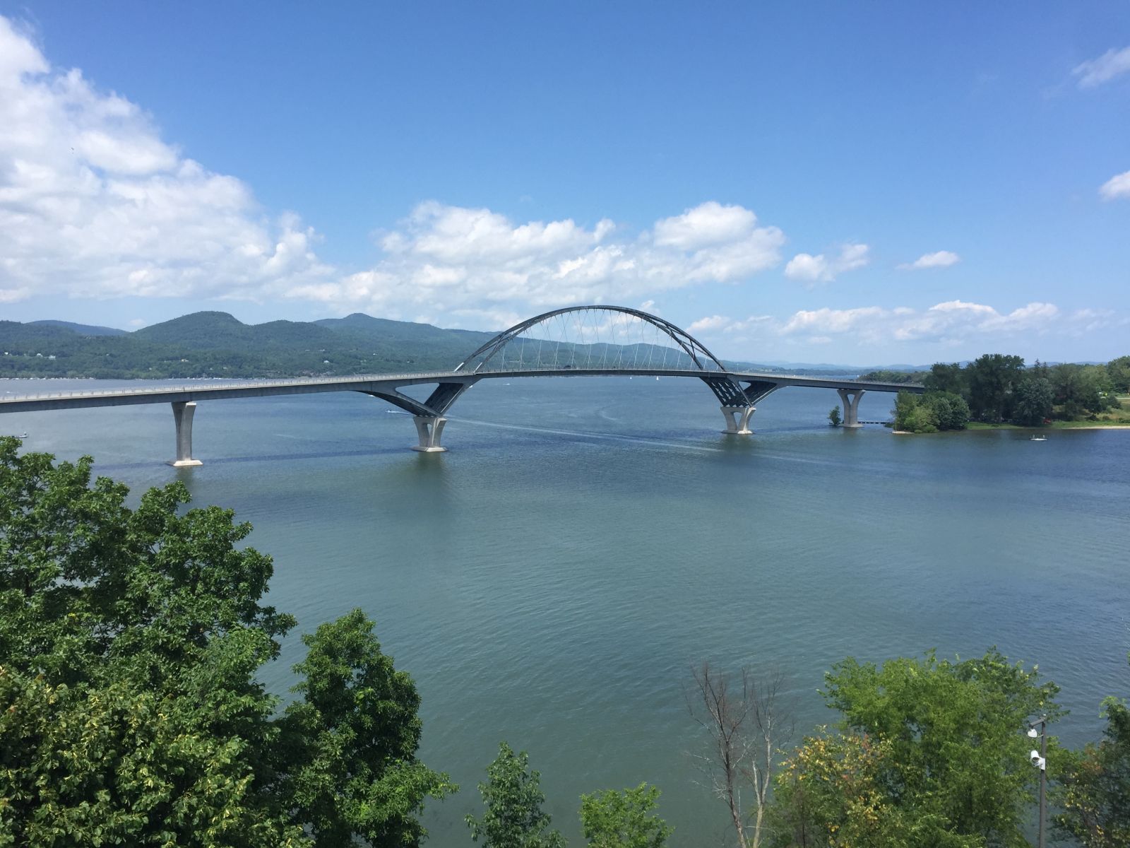 The view from the top of Crown Point Memorial.