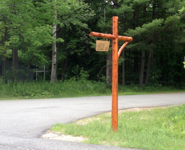 Hardy Road sign