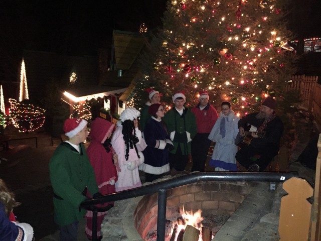 Carolers keep the spirit up!
