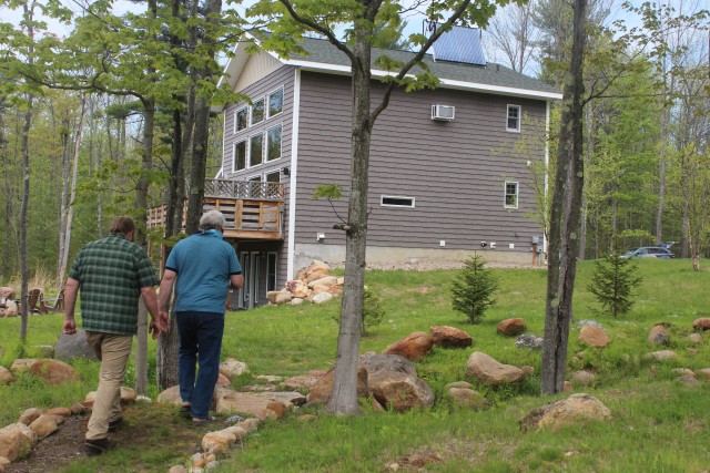 Glenn and Todd peruse the grounds.