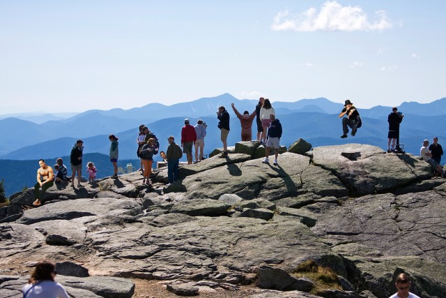 Bonus challenge: How many rocks can you find in this photo?