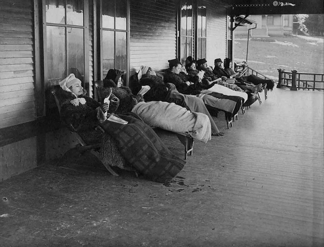 We can see that these versions (steamer chairs) are narrow and awkward, with no way for patients to store items they need at a place close to them.