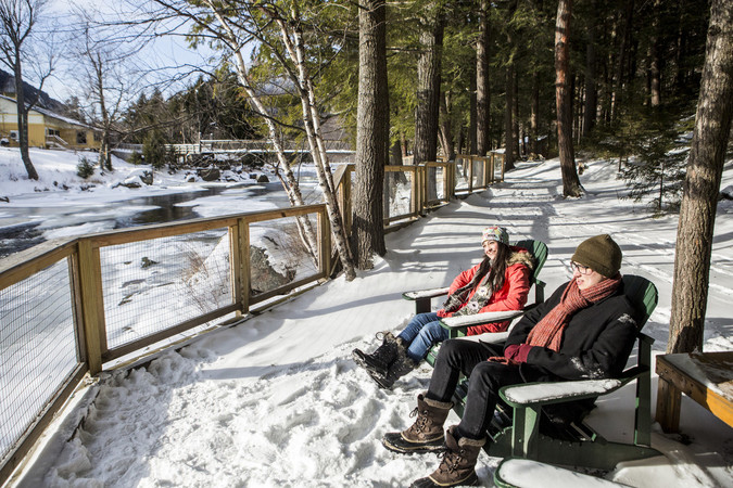 Sit and relax while the kids make a snowman!