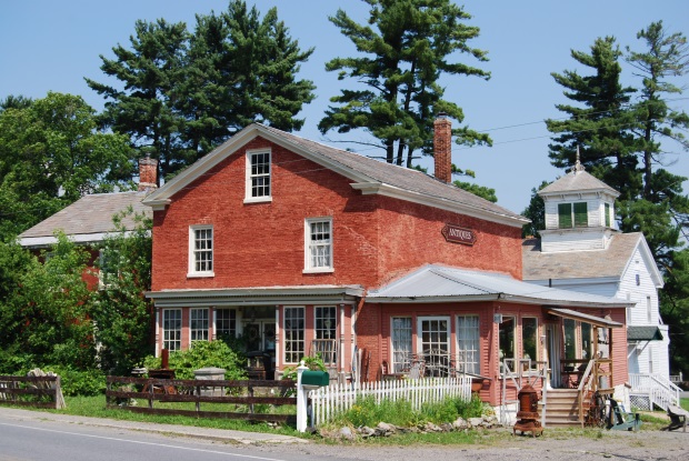 Hammond Corners & the Corner Store
