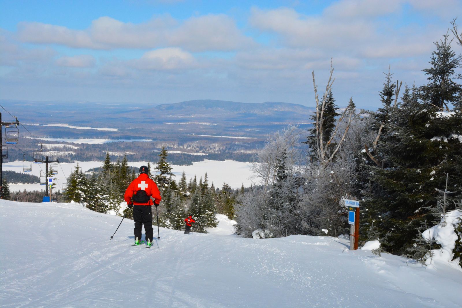 Patrolmen Mitch Harriman, front, and Adam Hurteau, make their way down Spruce Run at the top of Chair 3