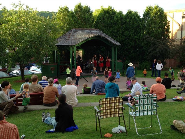 Music on the Green offers free concerts every Wednesday Music on the Green offers free concerts every Wednesday