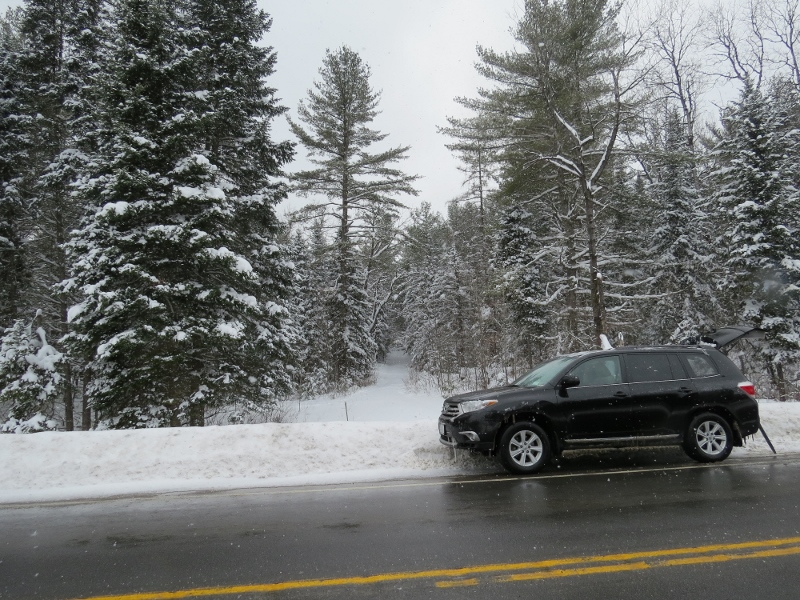 Parking for Leonard Pond Trail