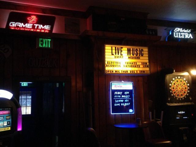 Live music!