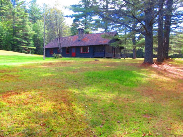 Ranger's cabin - very nice!