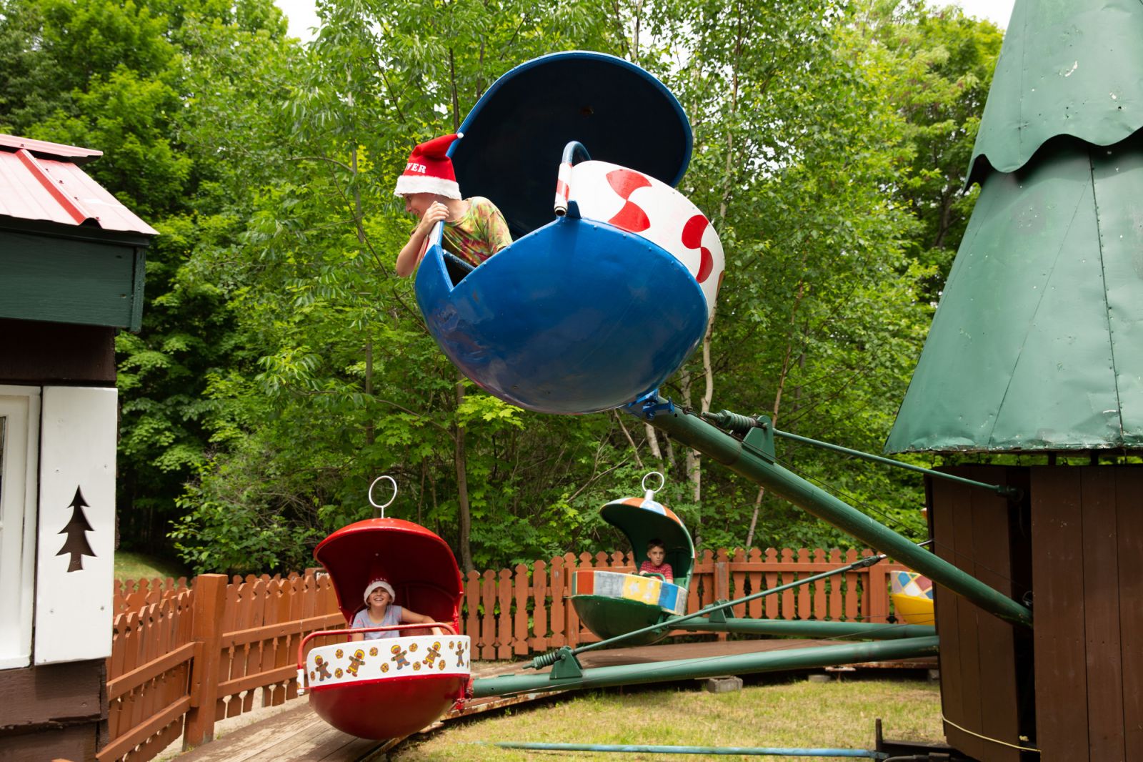 The kids are in control: Oliver likes heights, Ellie was content to stay closer to the ground, and John was just happy to not get dizzy!