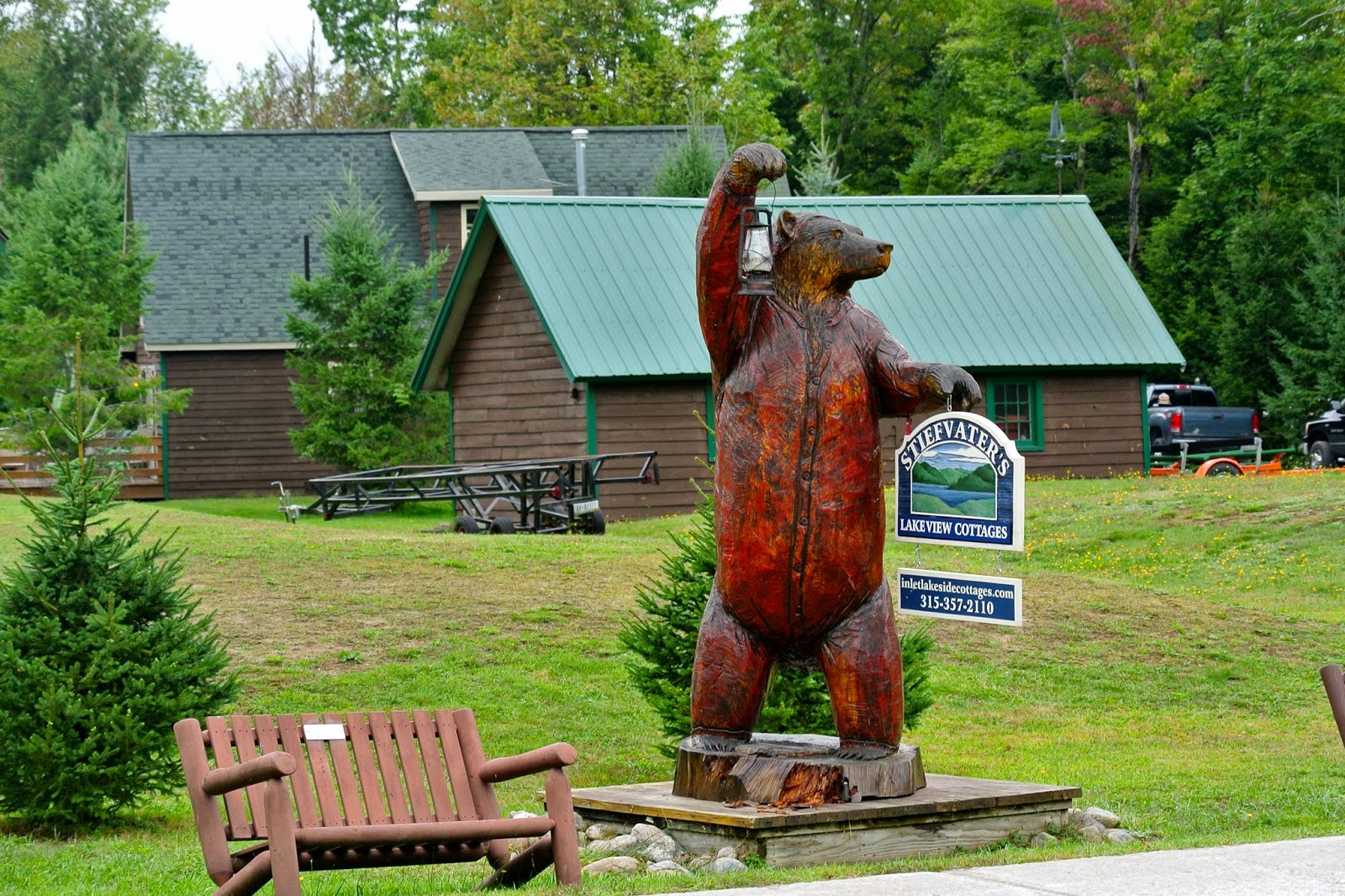 Steifvater's Lakeside Cottages Bear