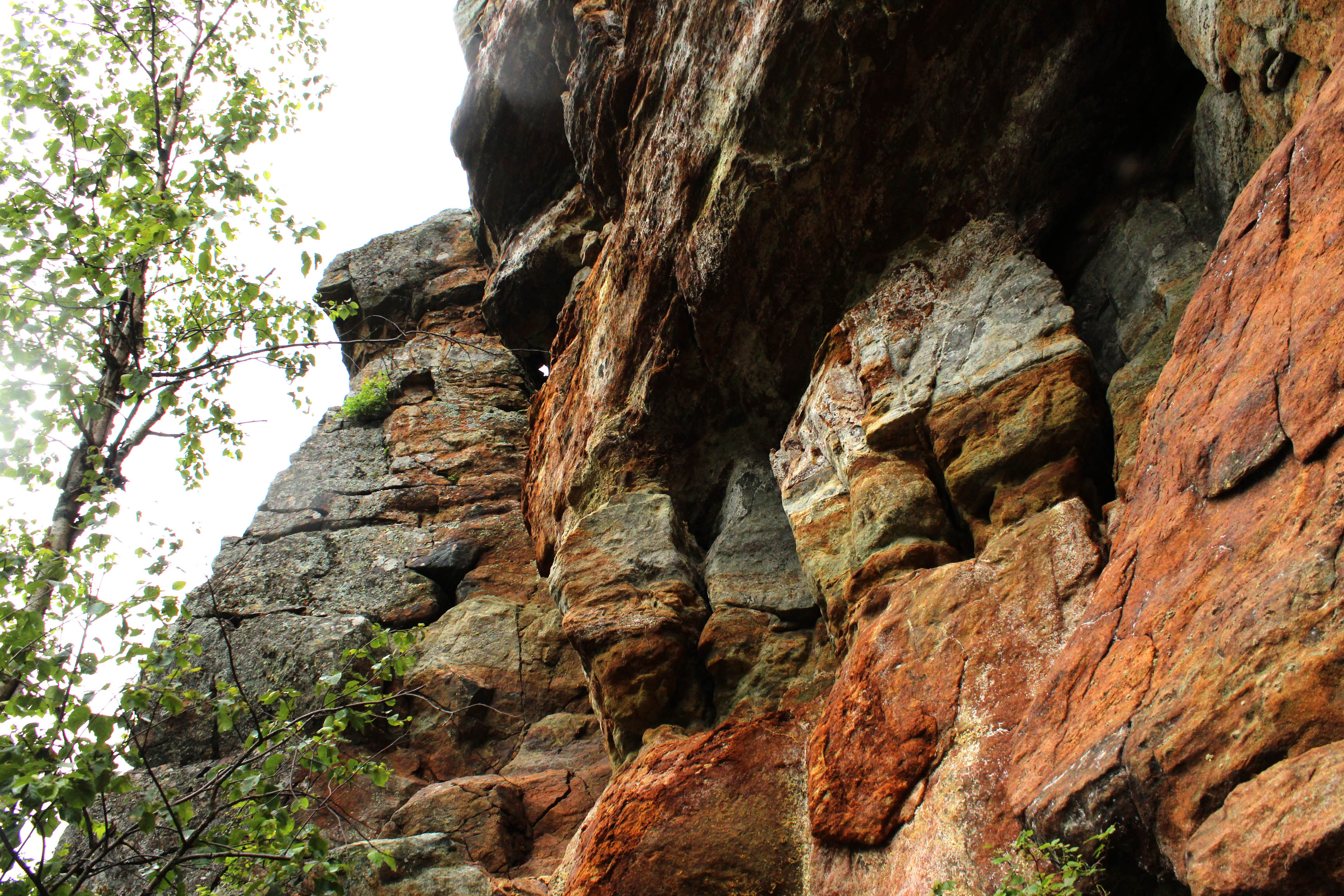 The red rocks on the East Rift.