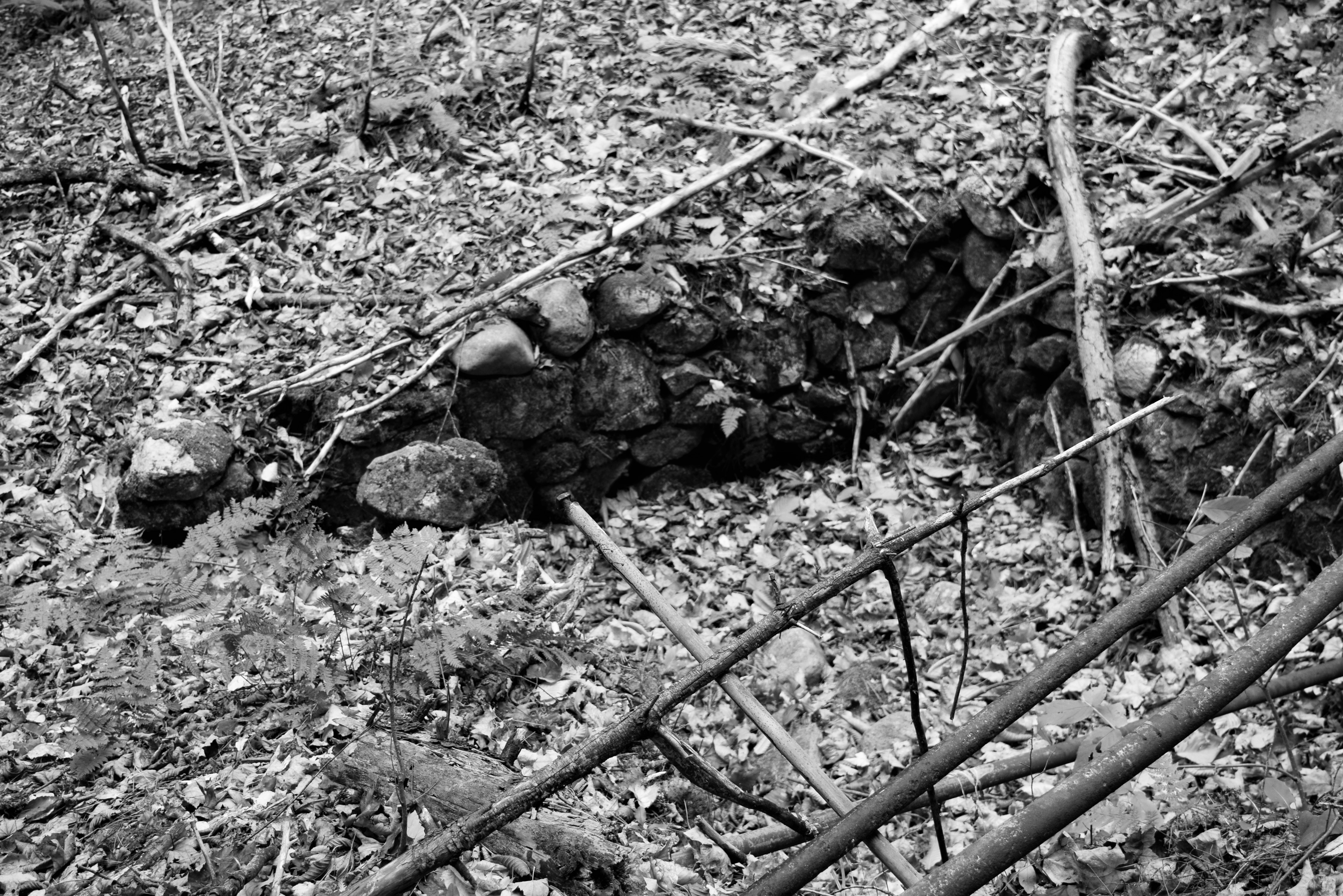 Jasper Day Trail, Inlet building foundations