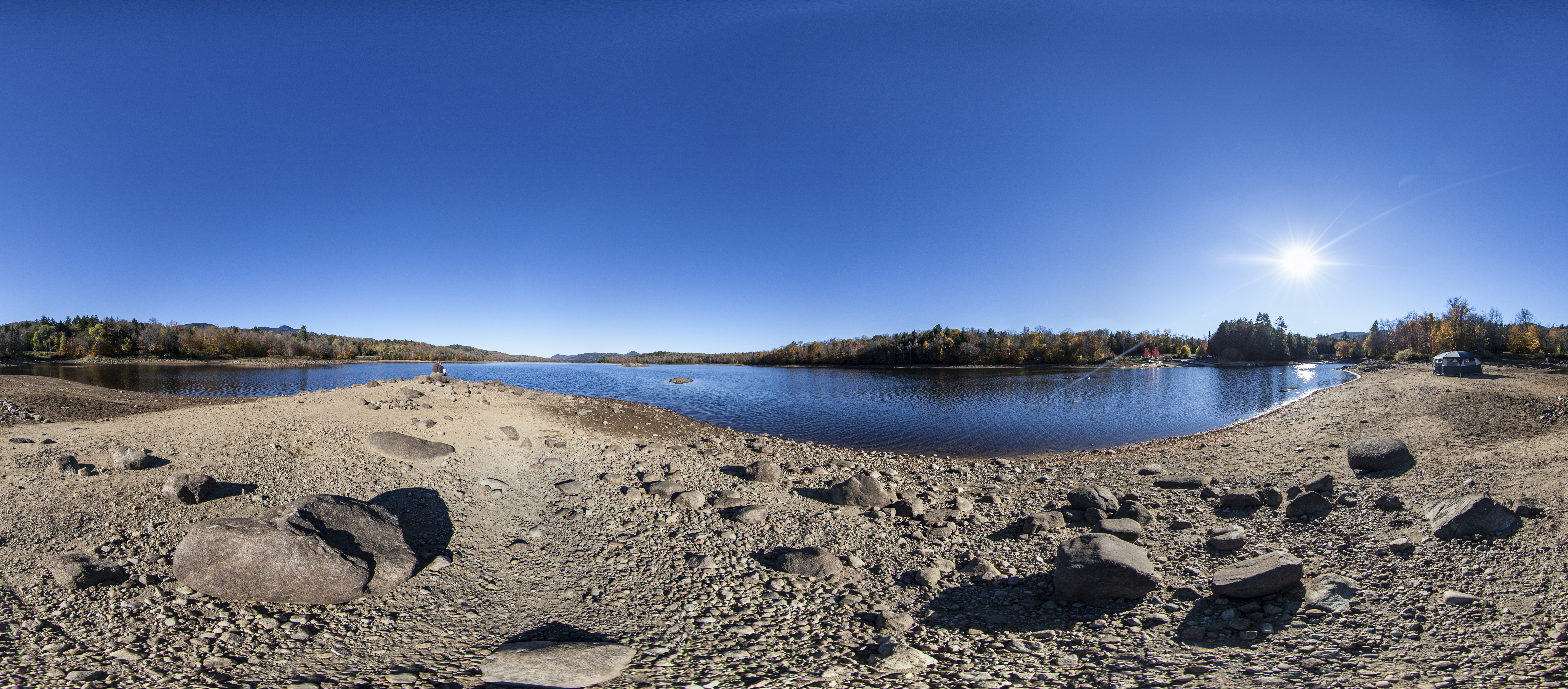 Wide-angle beach view at Indian Lake