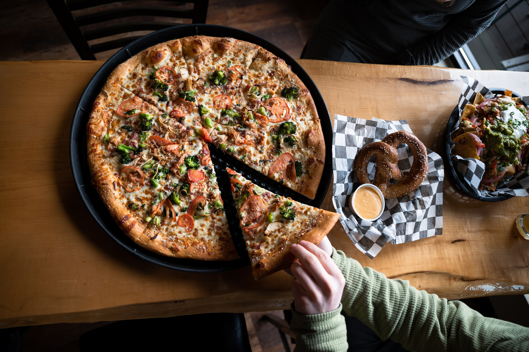 pizza and beer 